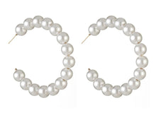 Load image into Gallery viewer, C shaped Pearl earrings
