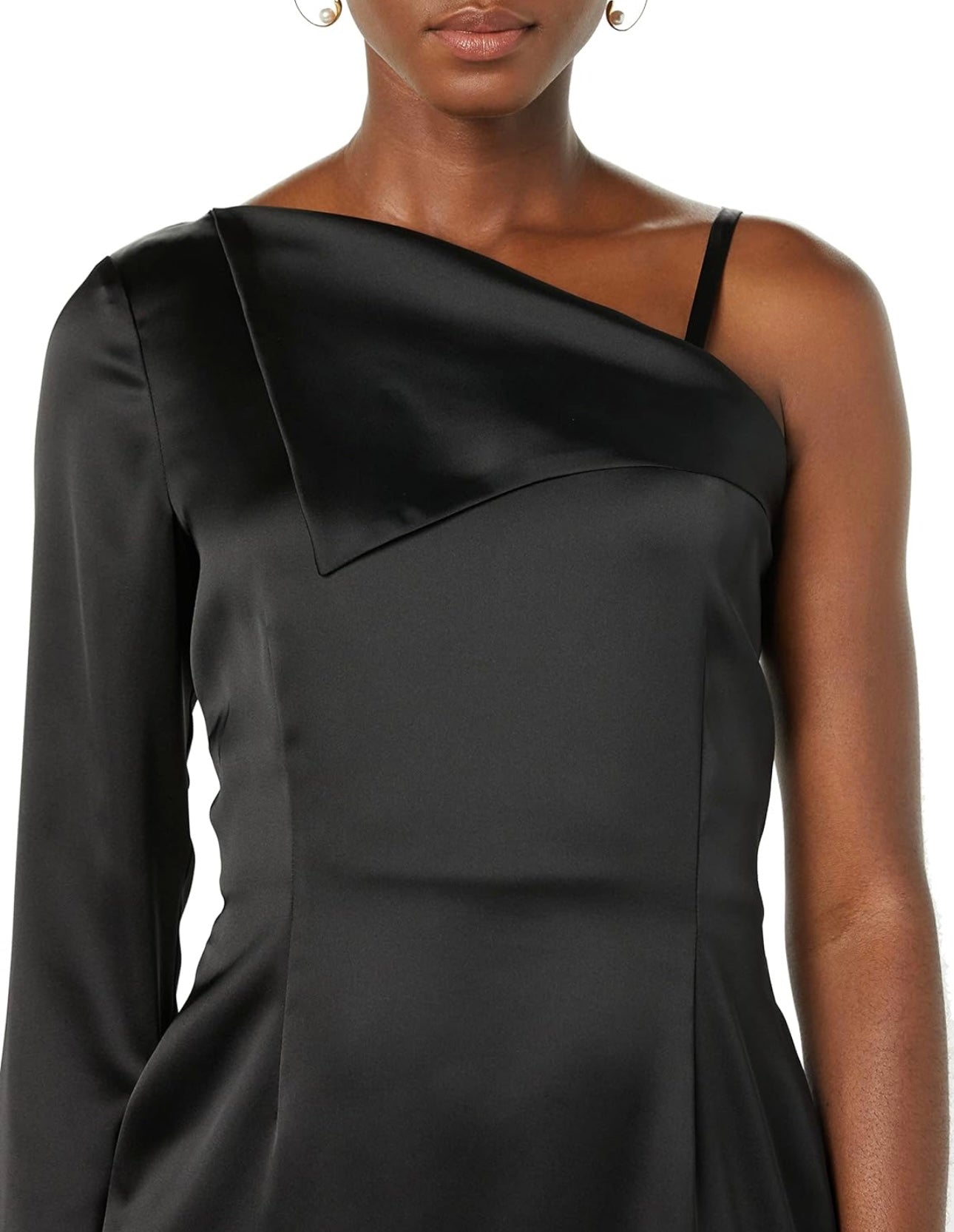 One sleeve asymmetrical dress