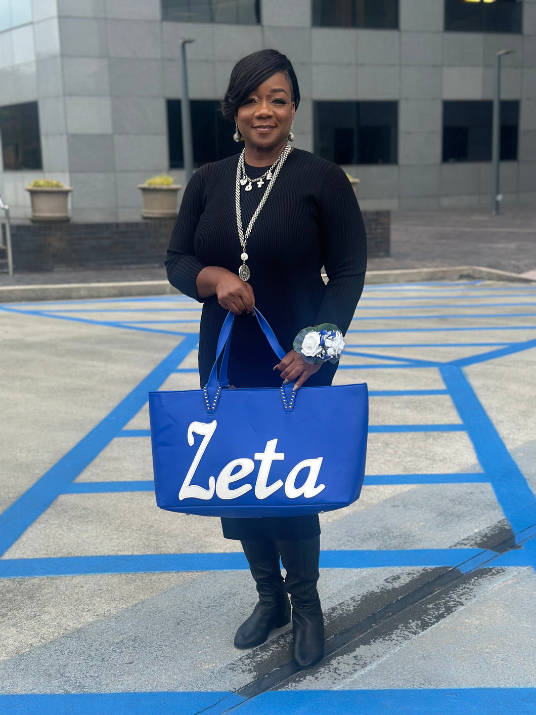 Oversized Zeta tote bag