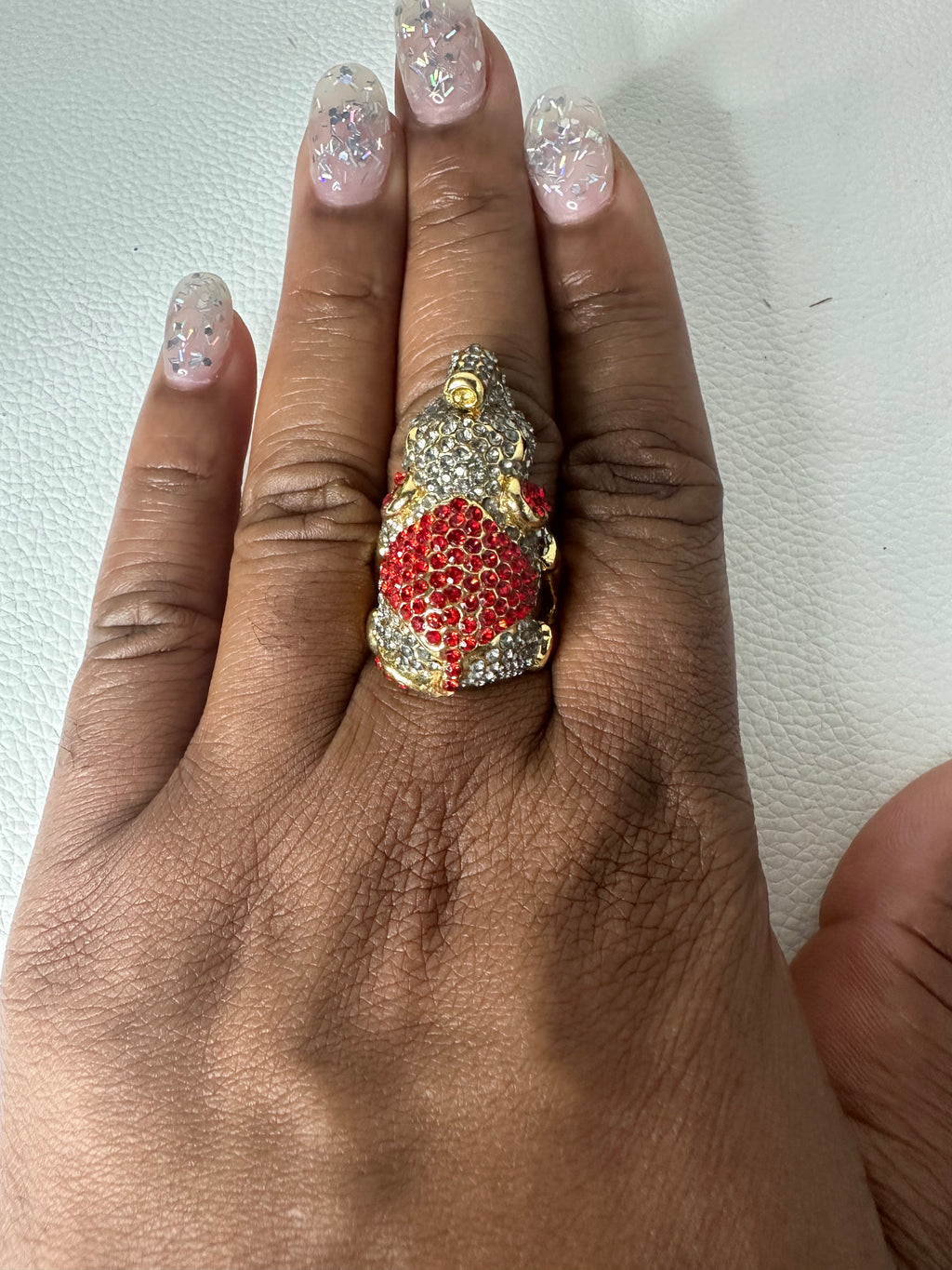 Elephant pave on ring