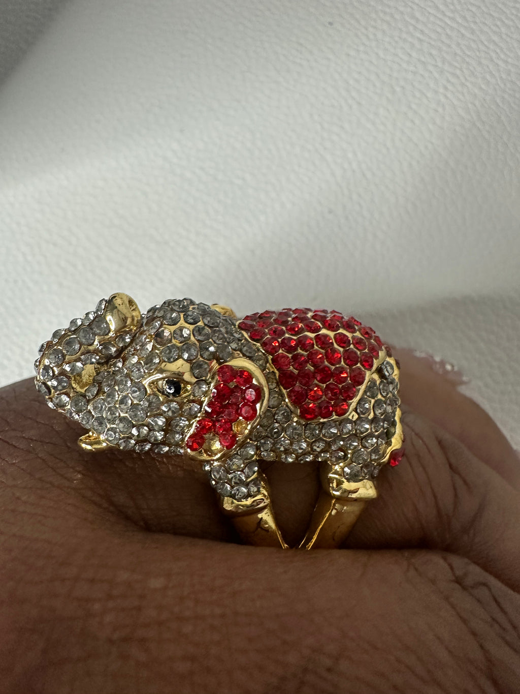 Elephant pave on ring