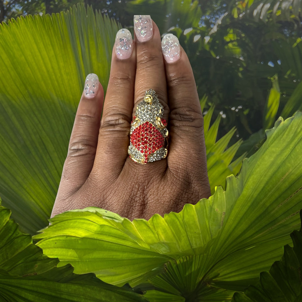 Elephant pave on ring