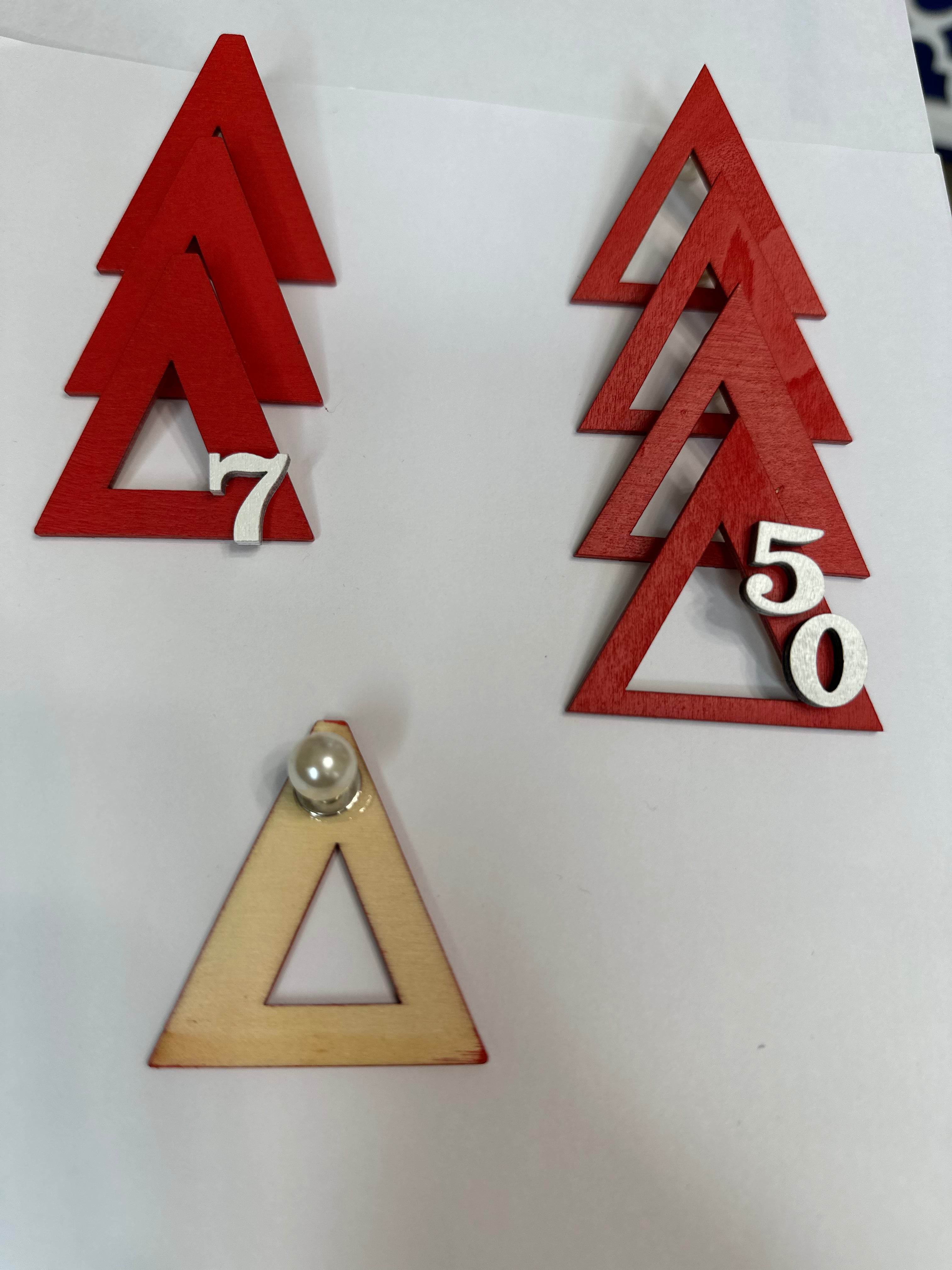 Delta Pyramid Pin – Custom Number with Pearl Clasp (2x2 in)
