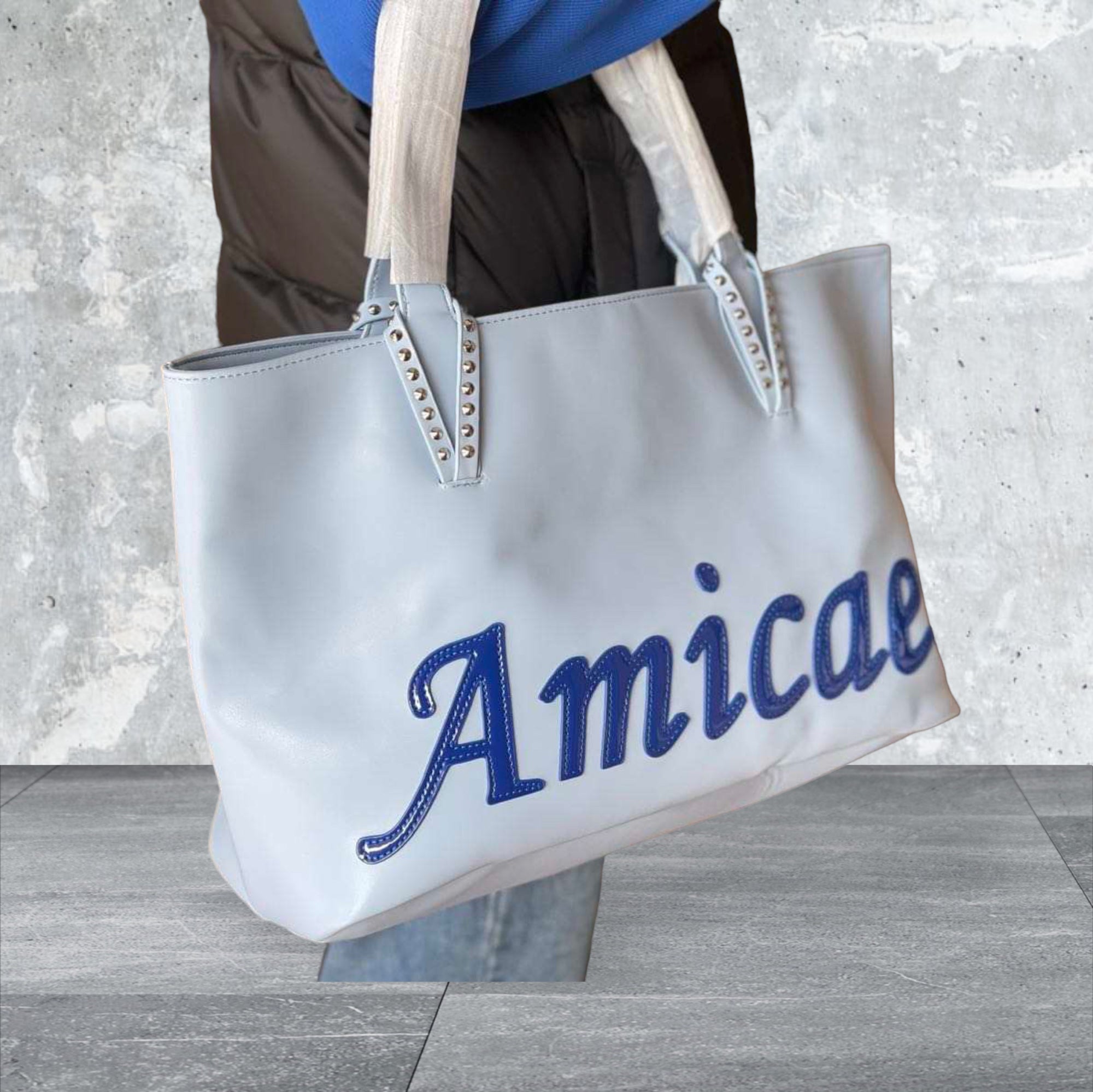 Amicae tote with wristlet