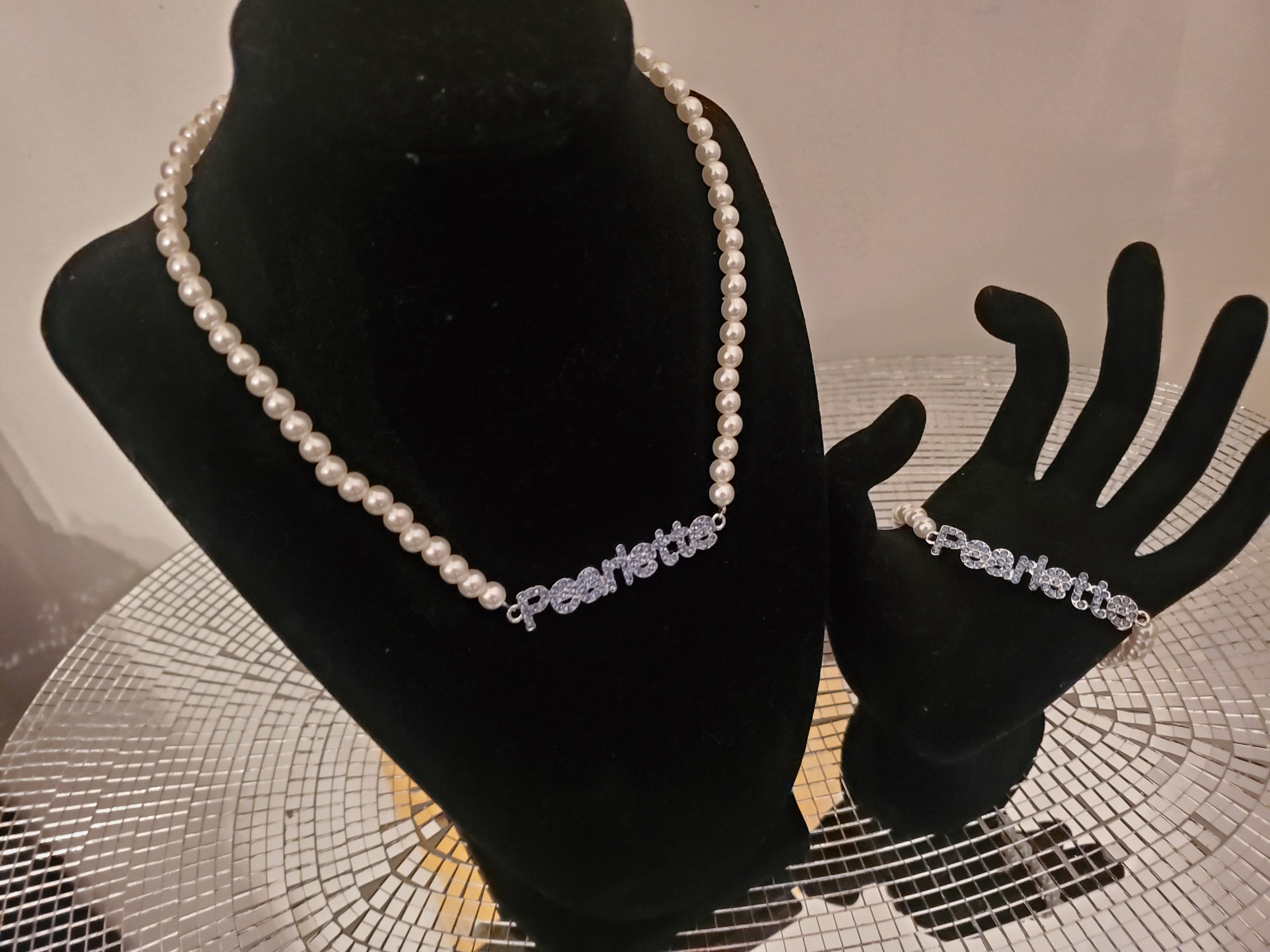 Pearlette set