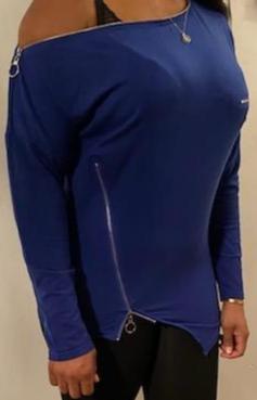 Asymmetrical zipper shirt