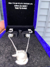 Load image into Gallery viewer, 5 earring/necklace set