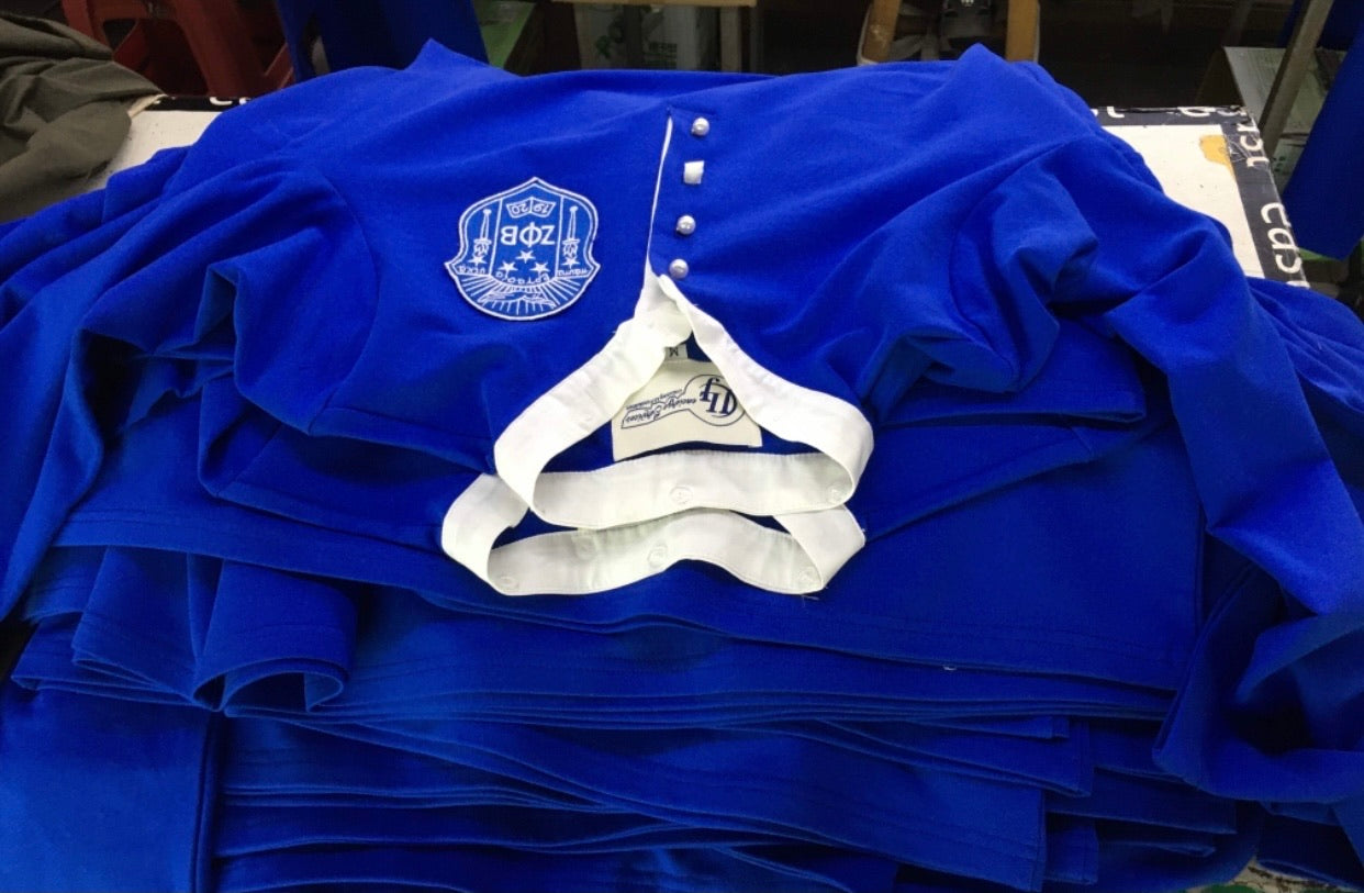 Zeta shield dress with removable pearl collar