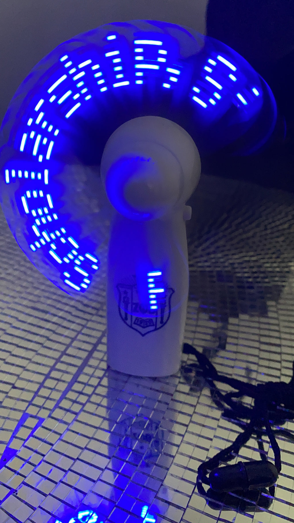 1 Electrical Zeta fan with shield