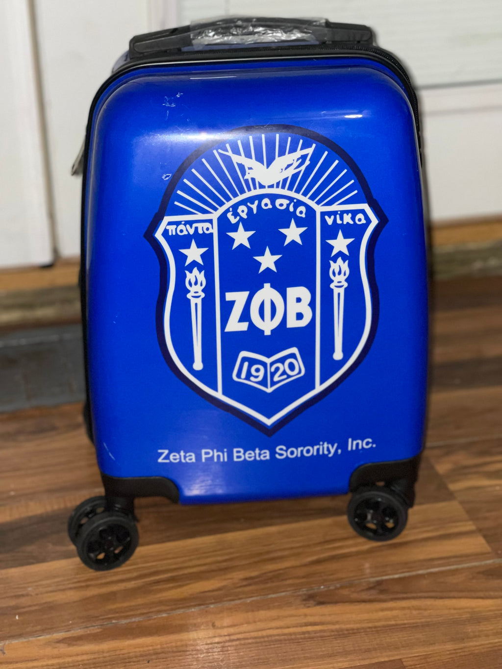 4 piece Zeta Nationally Approved Luggage set