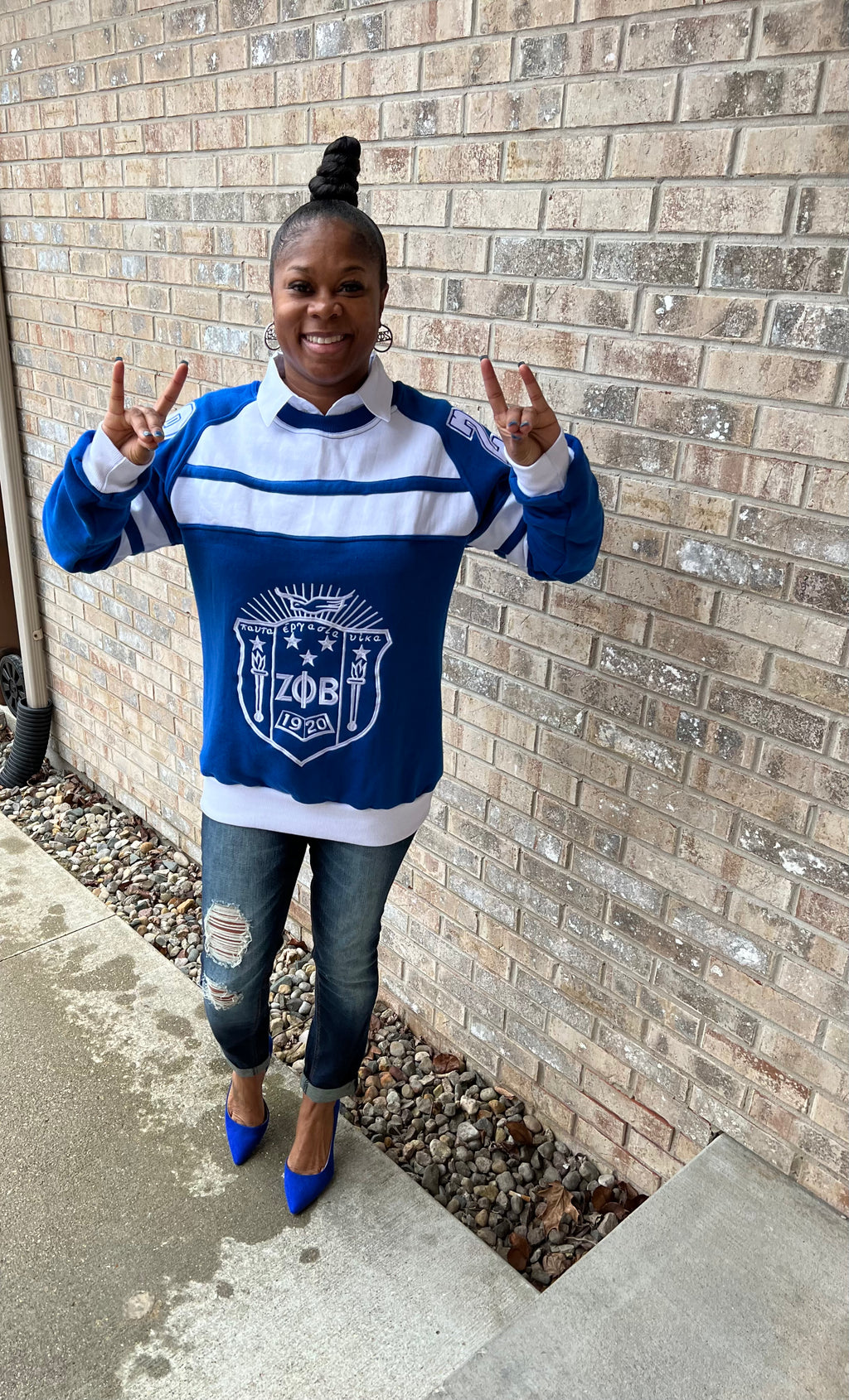 Zeta embroidered sweatshirts