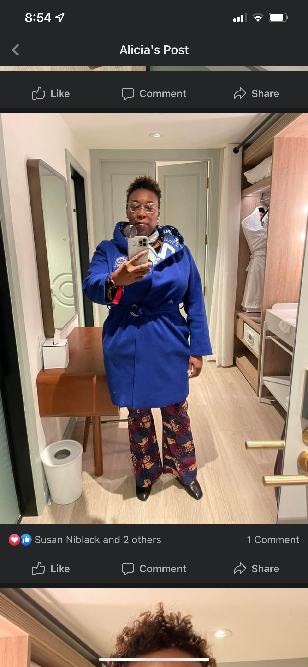 Reversible light weight wool coat with hood