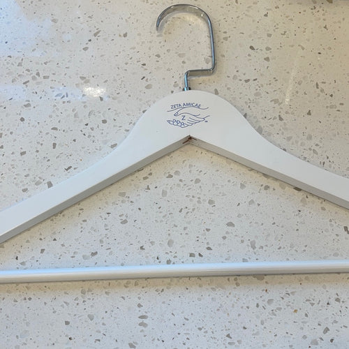 Amicae hanger