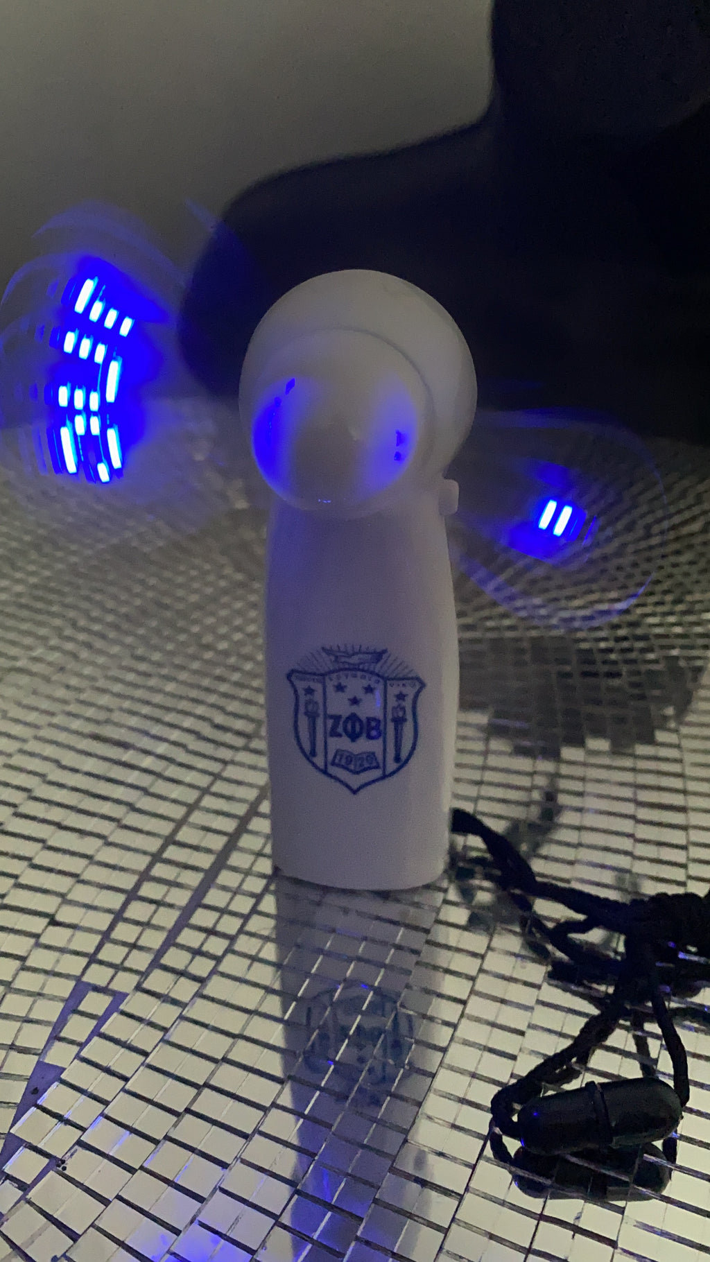 1 Electrical Zeta fan with shield