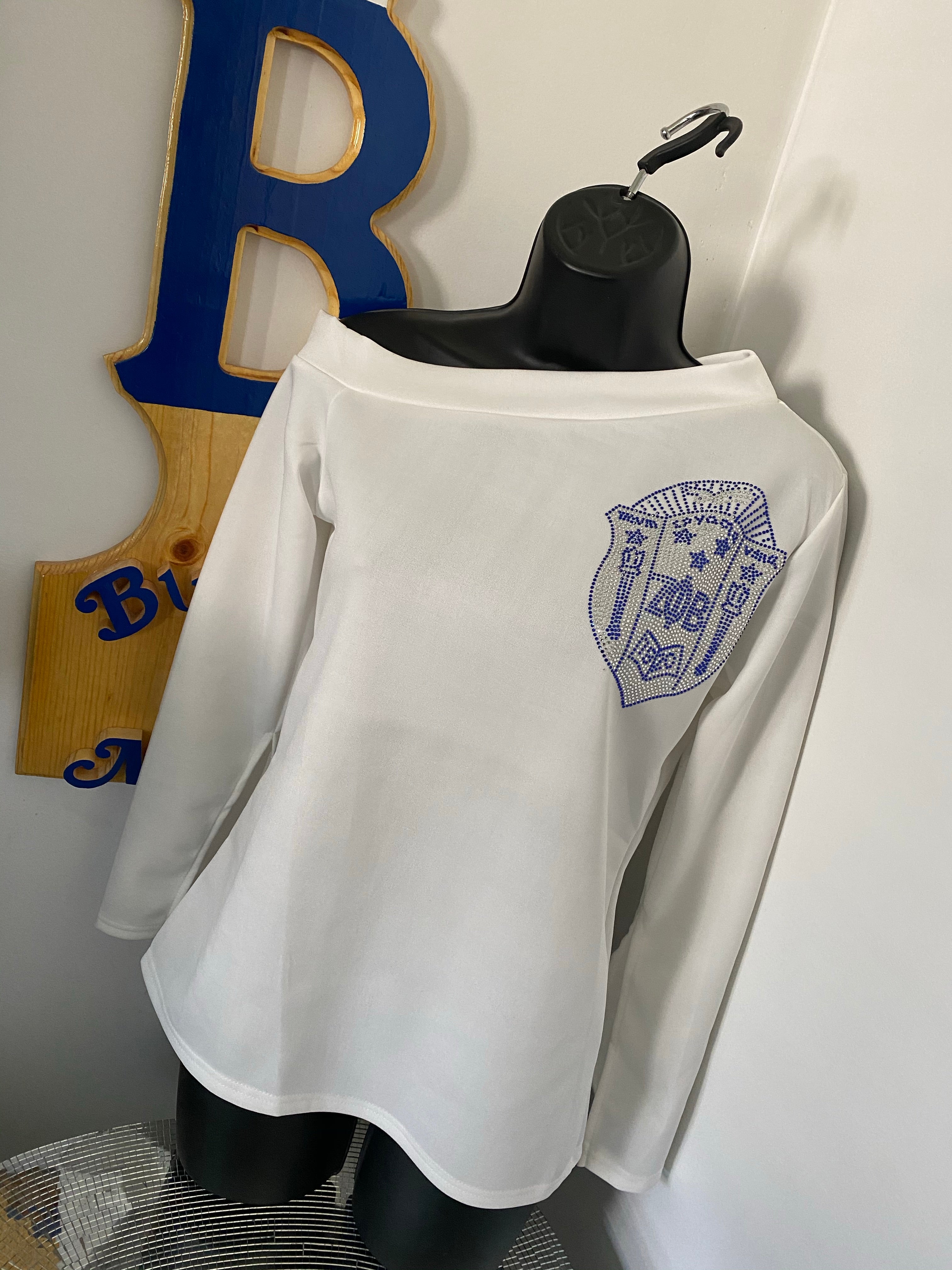 3/4 Off the shoulder shield shirt