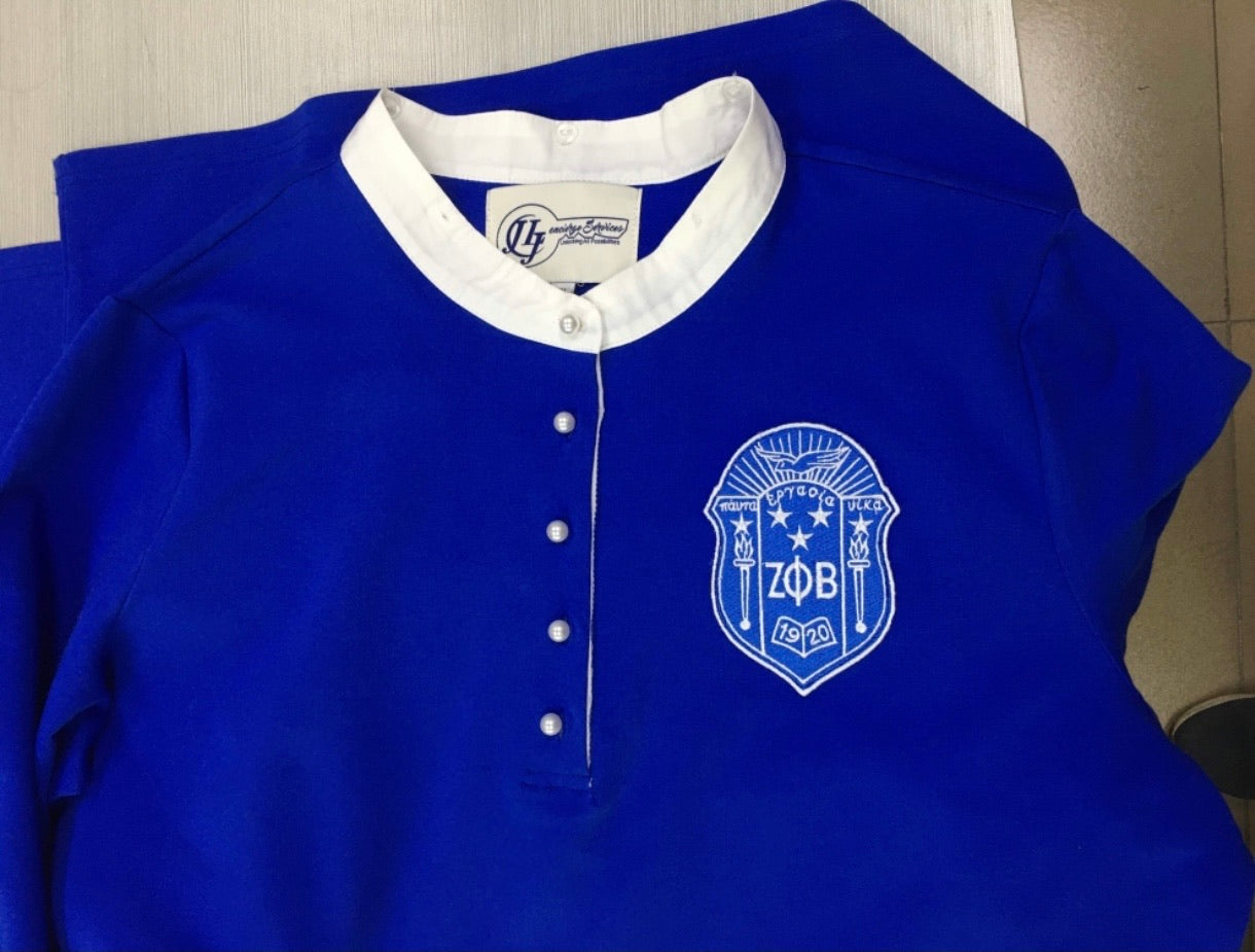 Zeta shield dress with removable pearl collar