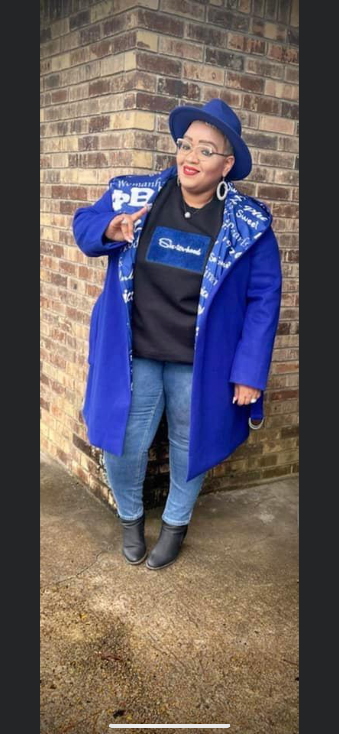 Reversible light weight wool coat with hood