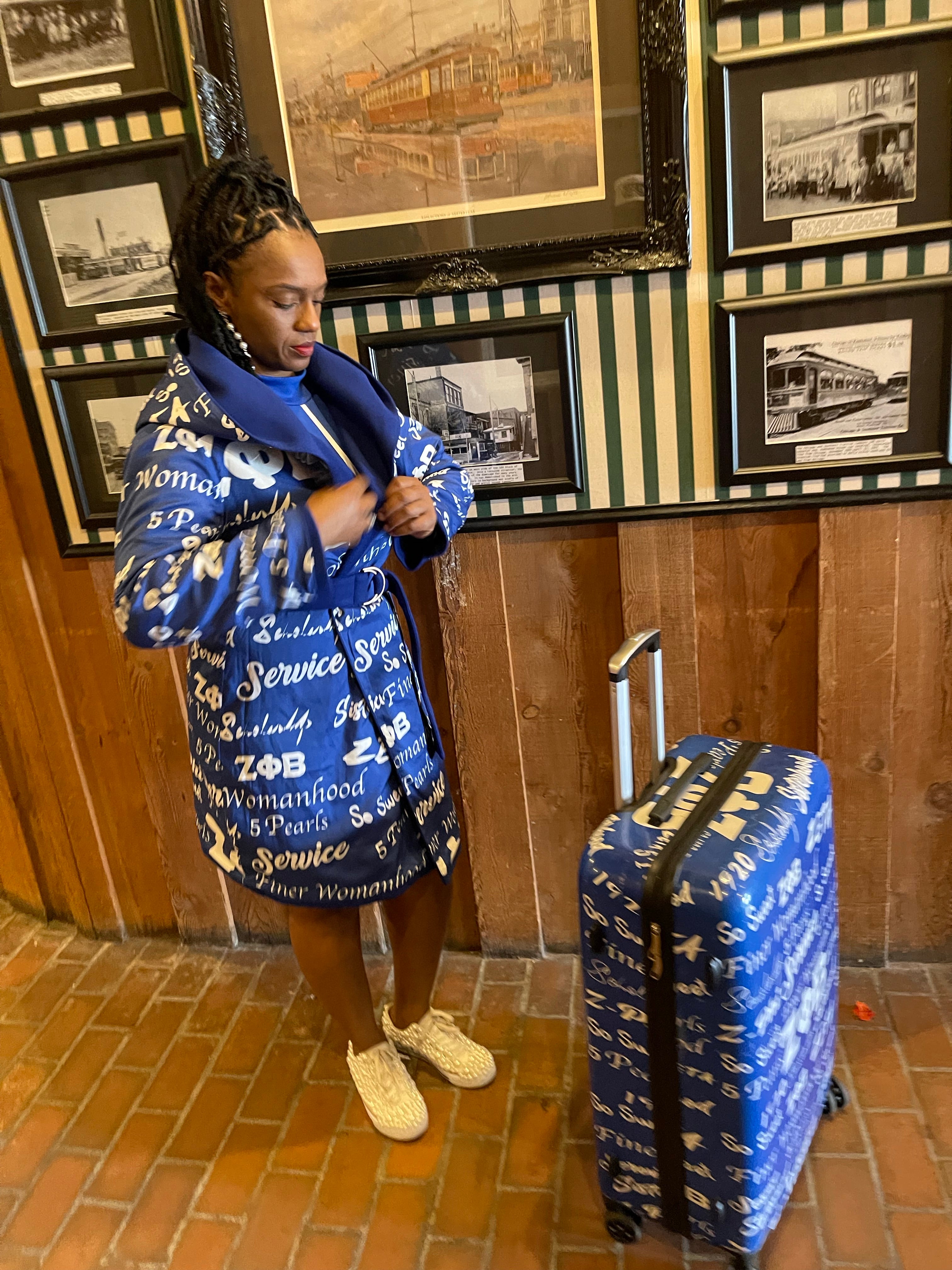 Reversible light weight wool coat with hood