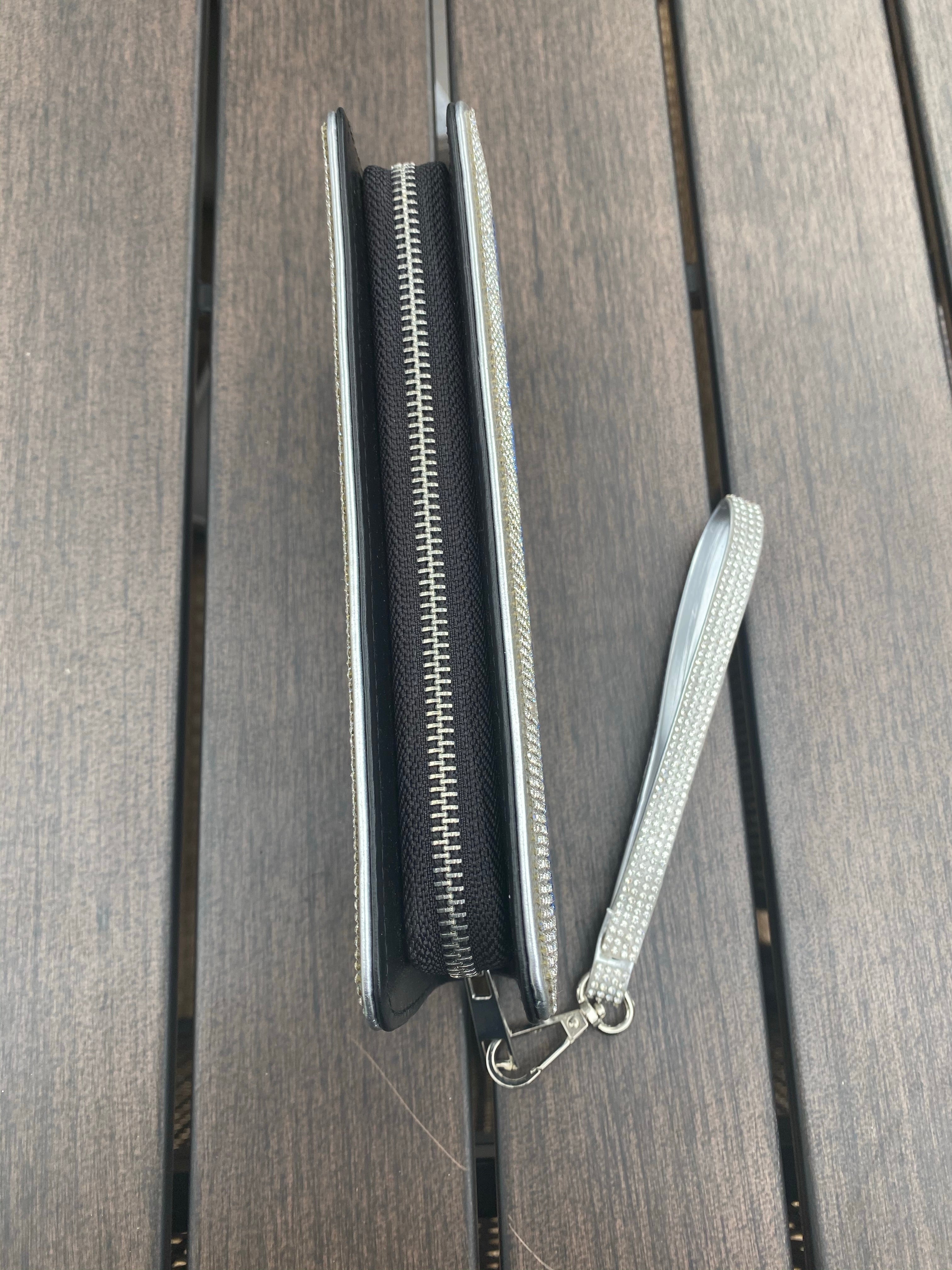 All bling Zeta clutch