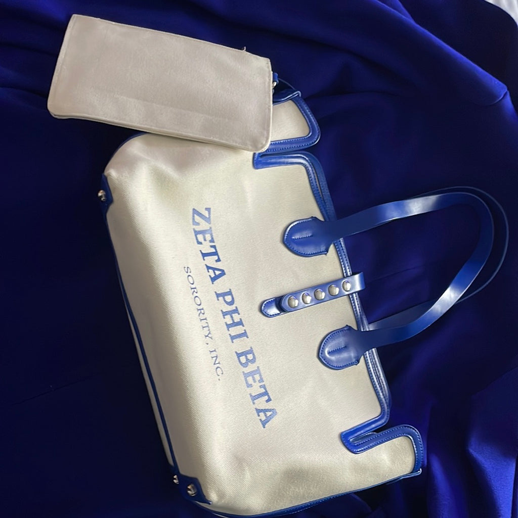 Boule’ must have Canvas tote