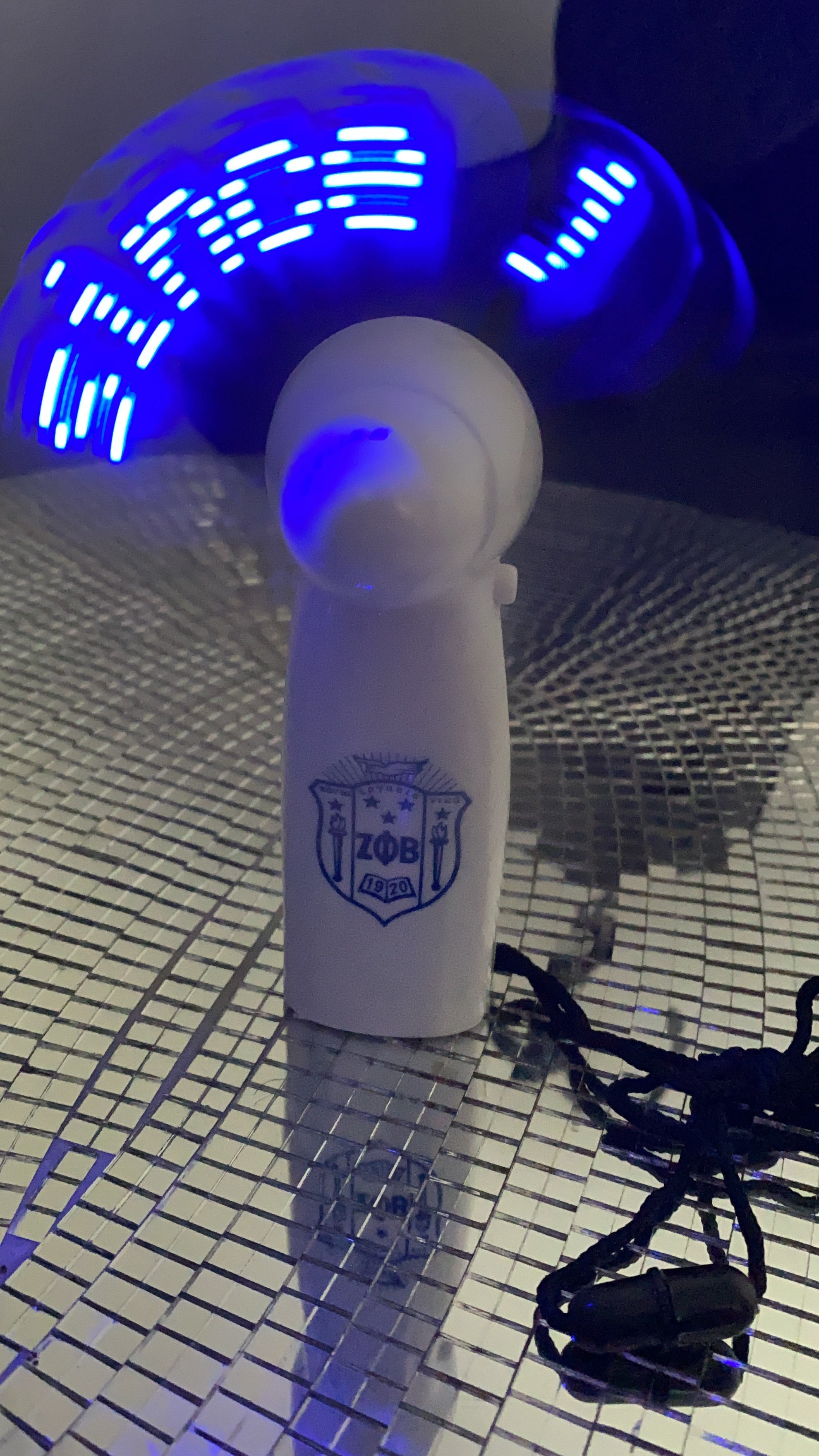 1 Electrical Zeta fan with shield