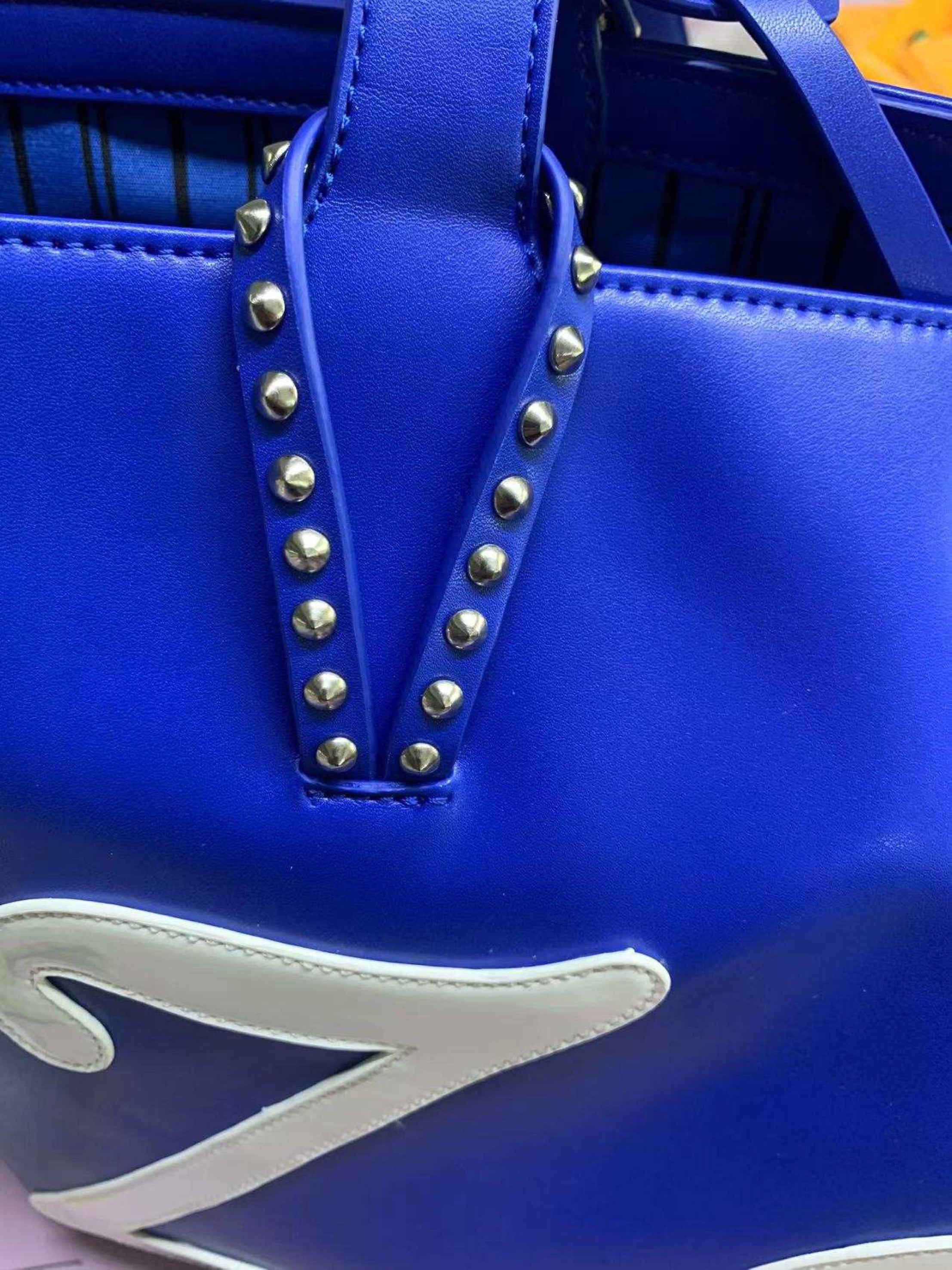 Oversized Zeta tote bag